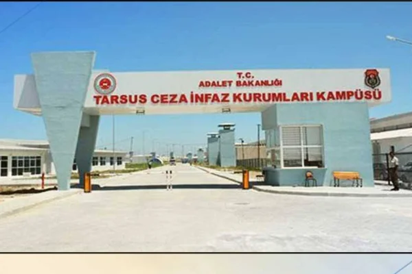 11 kişiye üç kişilik yemek