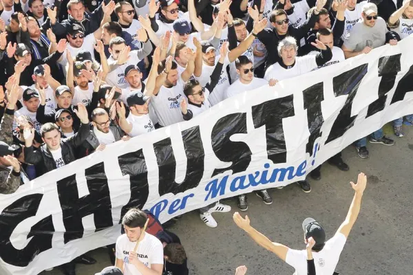 Bastia Mahkemesi Korsikacayı yasakladı