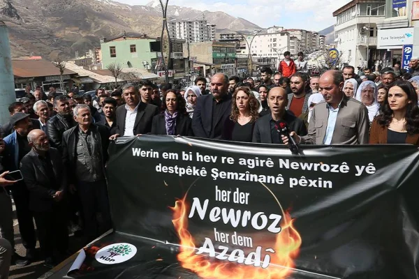İlk ateş Şemzînan'da yakıldı