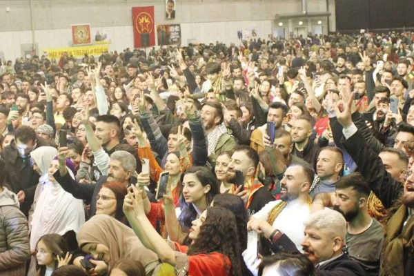 Avrupa’da salonlara sığmayan Newroz