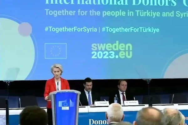 Erdoğan’a para topladılar 