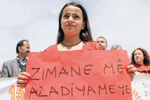 Zimanê me rûmeta me ye