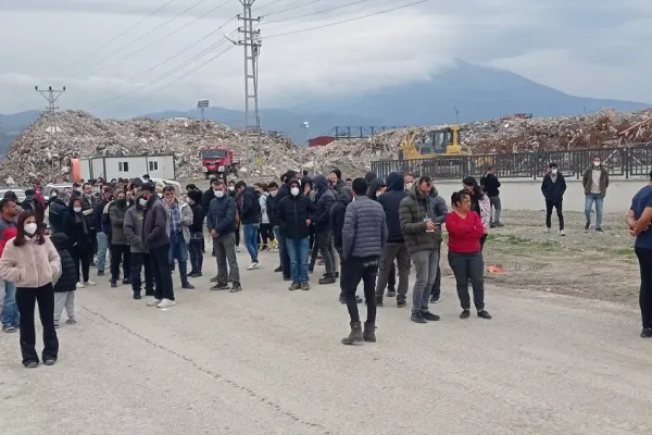 Depremzedeler direnişe başladı