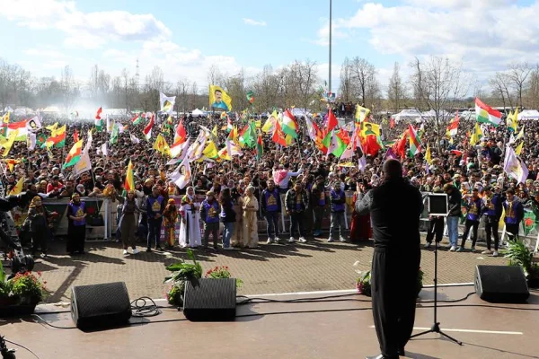 Frankfurt Newroz’un hakkını verdi