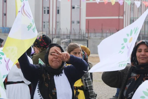 Kirli siyaset düşkün kişilikler!