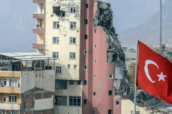 Seçim dönemi sömürgecilik tezahürleri