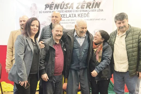 Oxir be apê Feqîr Ehmed