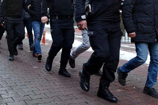 Wan'da dört tutuklama daha