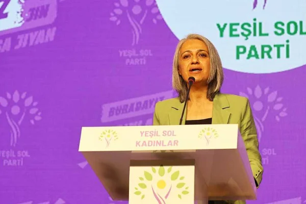 Buradayız kararlıyız