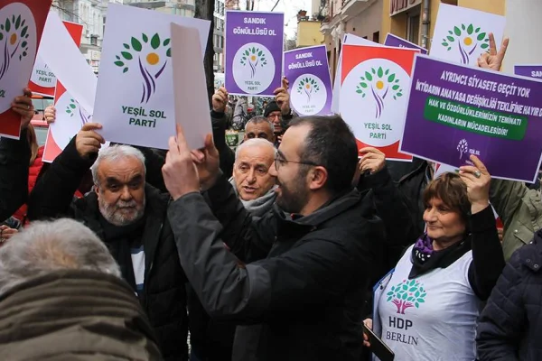 Yeşil Sol Parti, Berlin’de seçim bürosunu açtı