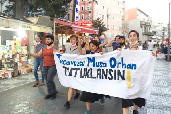 Tecavüzcülerin üniformalı olması tesadüf mü?
