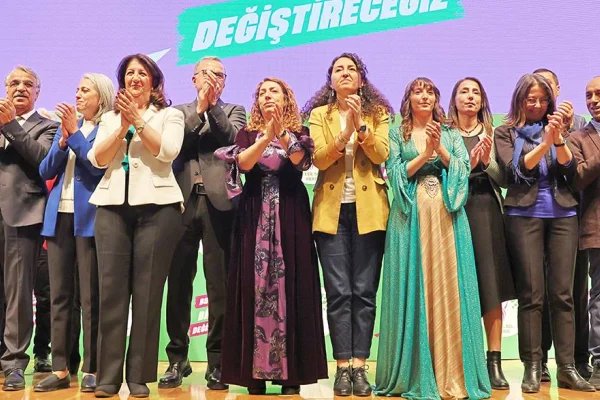 Seçim kurucu meclis işlevi görmeli!
