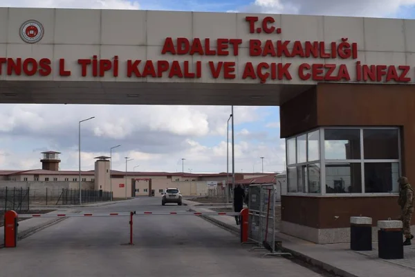 Patnos Cezaevi'nde işkence sürüyor