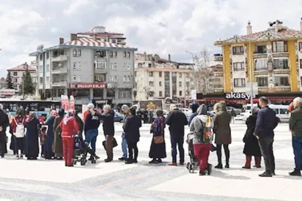 Açlık ve yoksulluk büyüyor