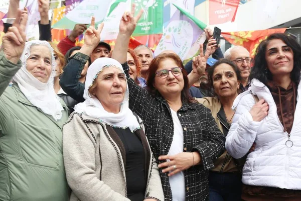 Oy kullanmayan Dêrsimli kalmasın