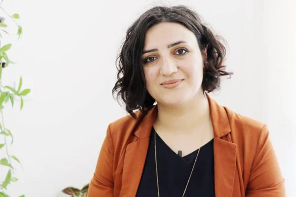 Sêrt'te de kadın rengi