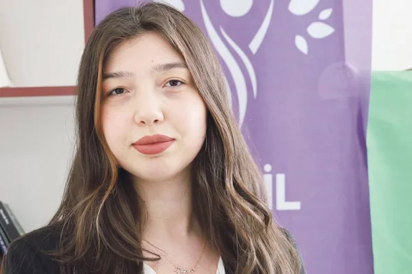 Kalıplaşan yargıları da kırarız
