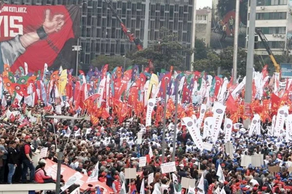 Newrozları 1 Mayıslaştırmak, 1 Mayısları Newrozlaştırmak