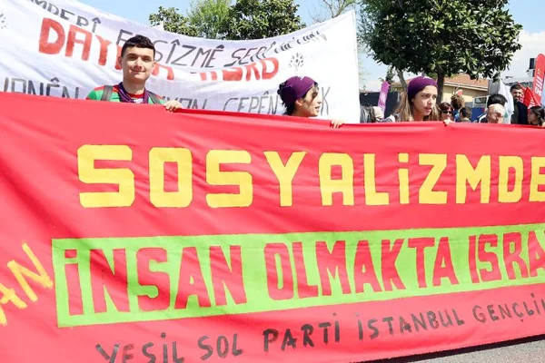 Kesinlikle sosyalizme ihtiyaç var