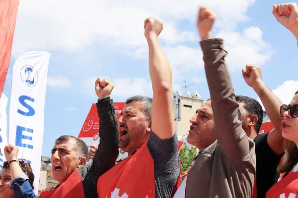 Birleşik kitlesel 1 Mayıs için