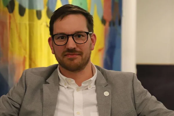 İsveç demokrasisi tökezliyor