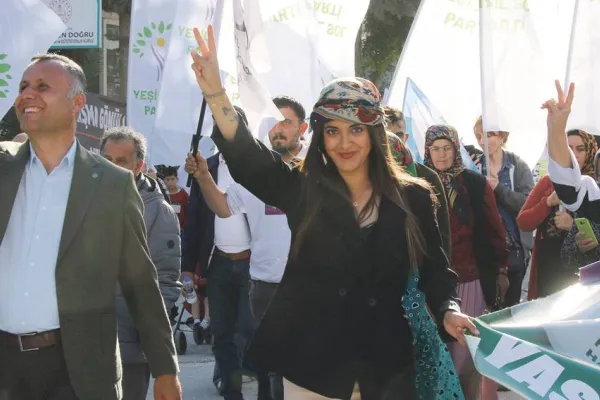 Hatay'da hedefe koşuluyor