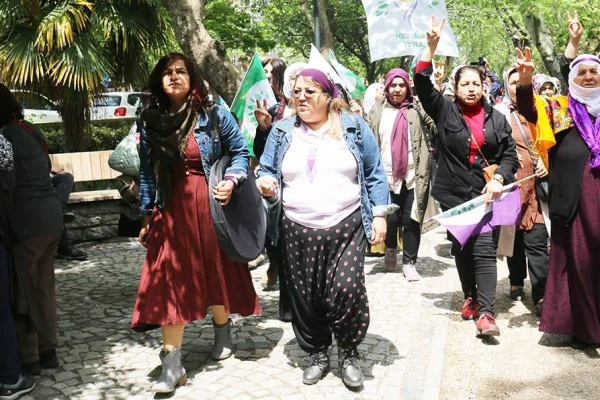 Kadıköy'de kadın buluşması