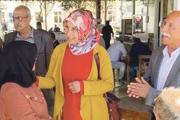Kadınları Yeşil Sol temsil edebilir