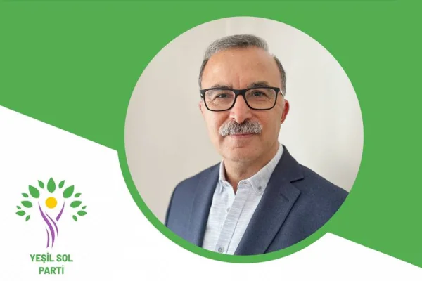 Anahtar parti rolündeyiz