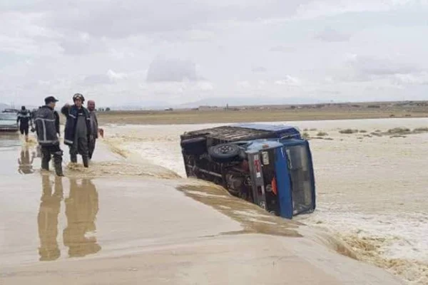 Cezayir’de sel can aldı