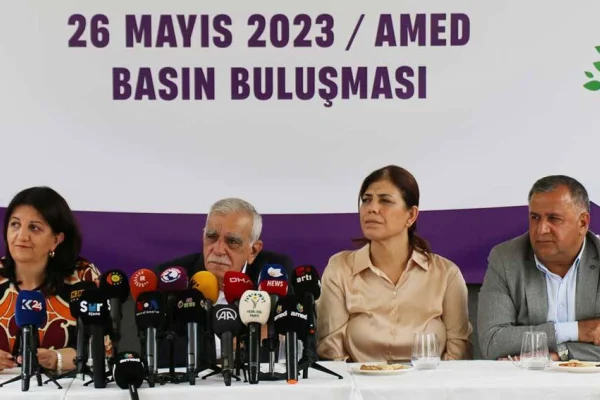 Oyuna gelme oyunu kullan!