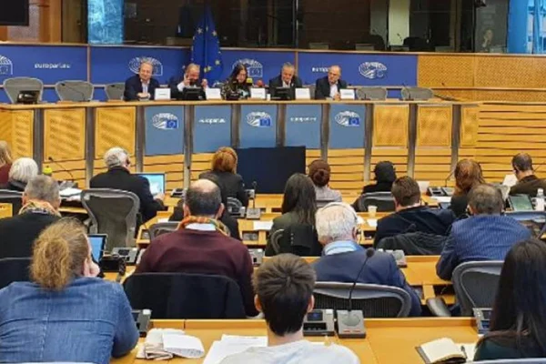 AP’de cezaevleri ve tecrit konferansı