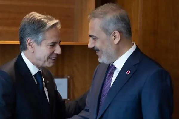 Blinken ve Fidan Londra’da görüştü