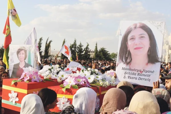 Rojava şehitlerini uğurladı