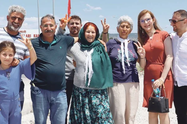 Pişmanlığı reddetti, başı dik çıktı