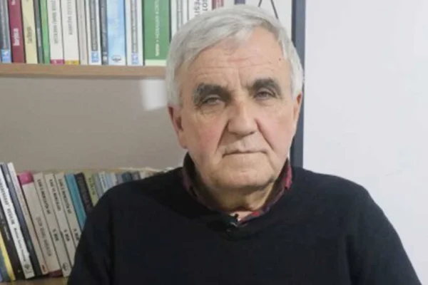 Demokrasi isteyenler tecride tepki göstermeli