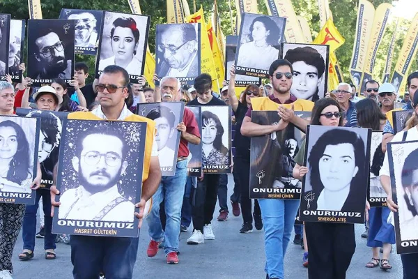 Dersim’den Madımak’a Alevi Soykırımı