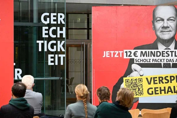 Die Linke ve SPD asgari ücreti 14 euroya yükseltmek istiyor