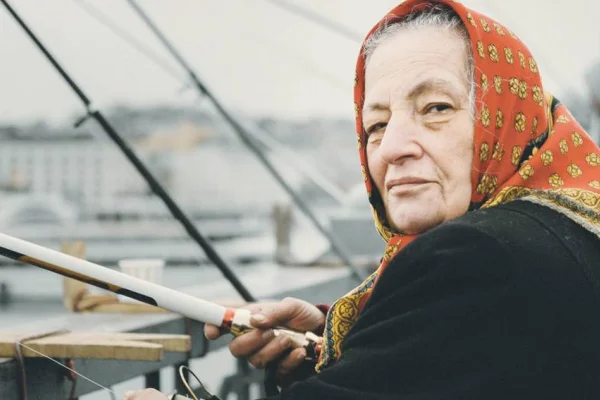 Yaşlı kadınlar yoksulluk kıskacında