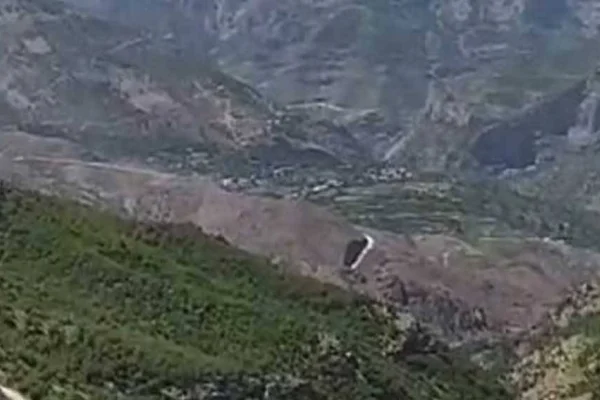 Tahribatla göçe zorluyor