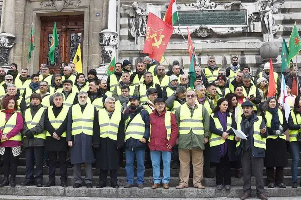 Kürtlerin gözü kulağı Lozan’da