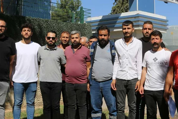 50 işçi SMS ile işten atıldı