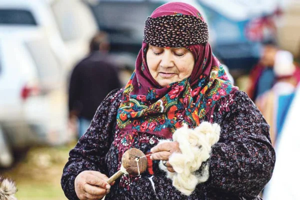 Bir şehidin kızı ve 2 şehidin annesi