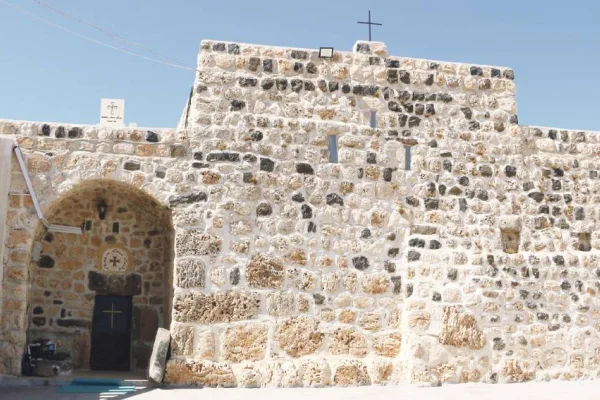 İkiz kardeşlerin manastırı