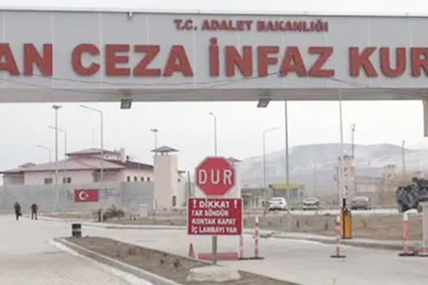 Muz cumhuriyetine uygun S Tipi cezaevleri!