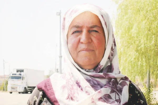 30 yıldır çiçek açıyor