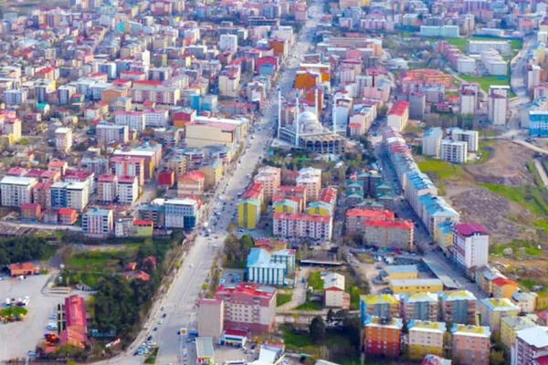 Gençler işsizlik ve uyuşturucu kıskancında