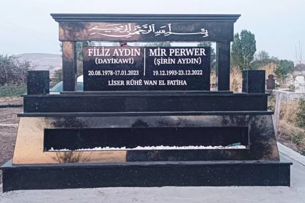 Dostları Mîr’in kabrini yaptırdı