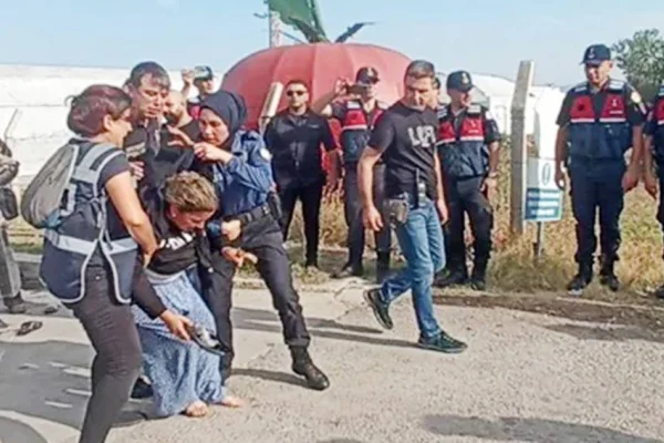Agrobay işçilerine gözaltı