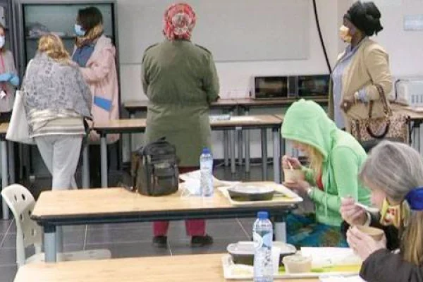 AP binası 100 evsiz kadına barınak oldu